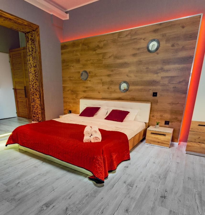 Koa - Inside Old Town Apartment Brasov Ngoại thất bức ảnh